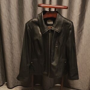 Women's Black Leather Zip Jacket with Classic Collar